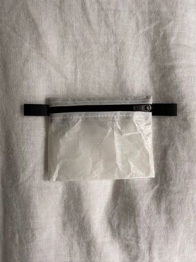 Handmade Dyneema Ultralight Pouch / Waterproof Zip Bag / Crossbody Compatible
